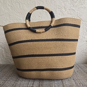 Striped Straw Tote Bag w/ Circular Handles – Neutral & Black – Beach Summer Bag